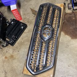 Toyota Tacoma Oem Grill