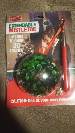 Extendable Mistletoe