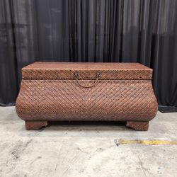 Brown Woven Rattan Storage Trunk with Metal Clasp