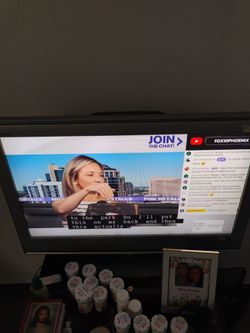 selling cheap and working tv