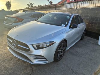2020 Mercedes-Benz A 220