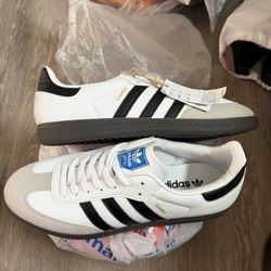 Adidas Samba!