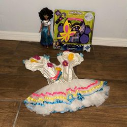 Enchanto Sing along toy Lil girls Costume & Mirabel Doll