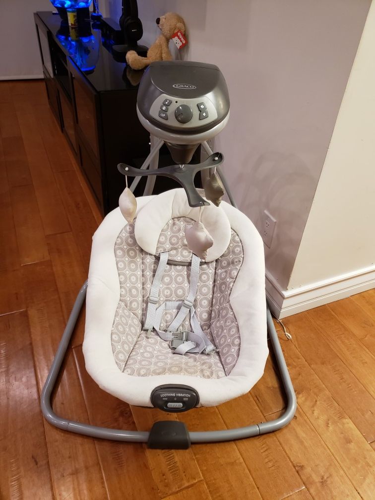 Graco Baby Swing