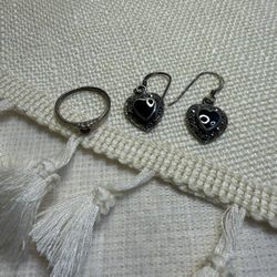 925 Sterling Silver Heart Jewelry Set Ring (Size 3.5) Earrings Vintage Black