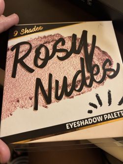 Rosy Nudes Eyeshadow Palette 