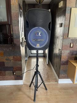 Alphasonik AKDJ115BAT 15" 1500 Watt Amplified Portable Rechargeable Battery Pro DJ ALPHABASS