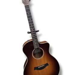 Taylor 214ce-SB Acoustoc Guitar With Case 