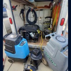 LAVADO Y DETALLADO DE CARROS Y DESMANCHADO DE ASIENTOS Y CARPETAS