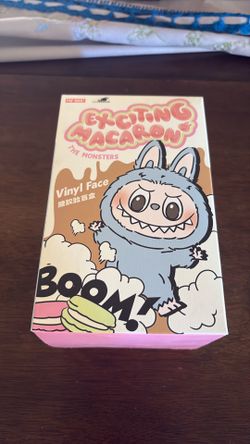Exciting macaron