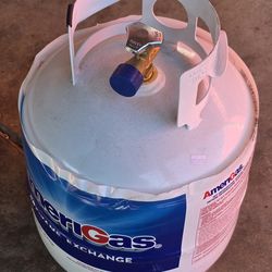 BRAND NEW PROPANE FULL TANK