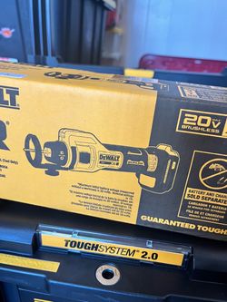 DEWALT 20V MAX Brushless Drywall Cut-Out Tool