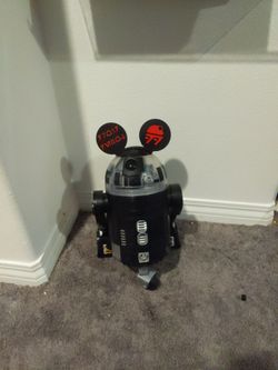 Mickey mouse ears for star wars droid
