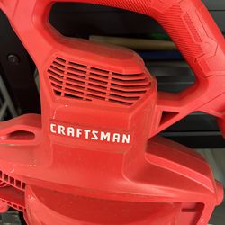 Craftsman 3 in 1 blower, vacuum, mulcher   In EXCELLENT condition   Only used twice    Like new