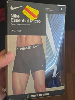 Nike Essential Micro Trunks - Size LARGE