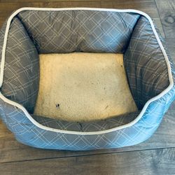 Dog Bed (17”)