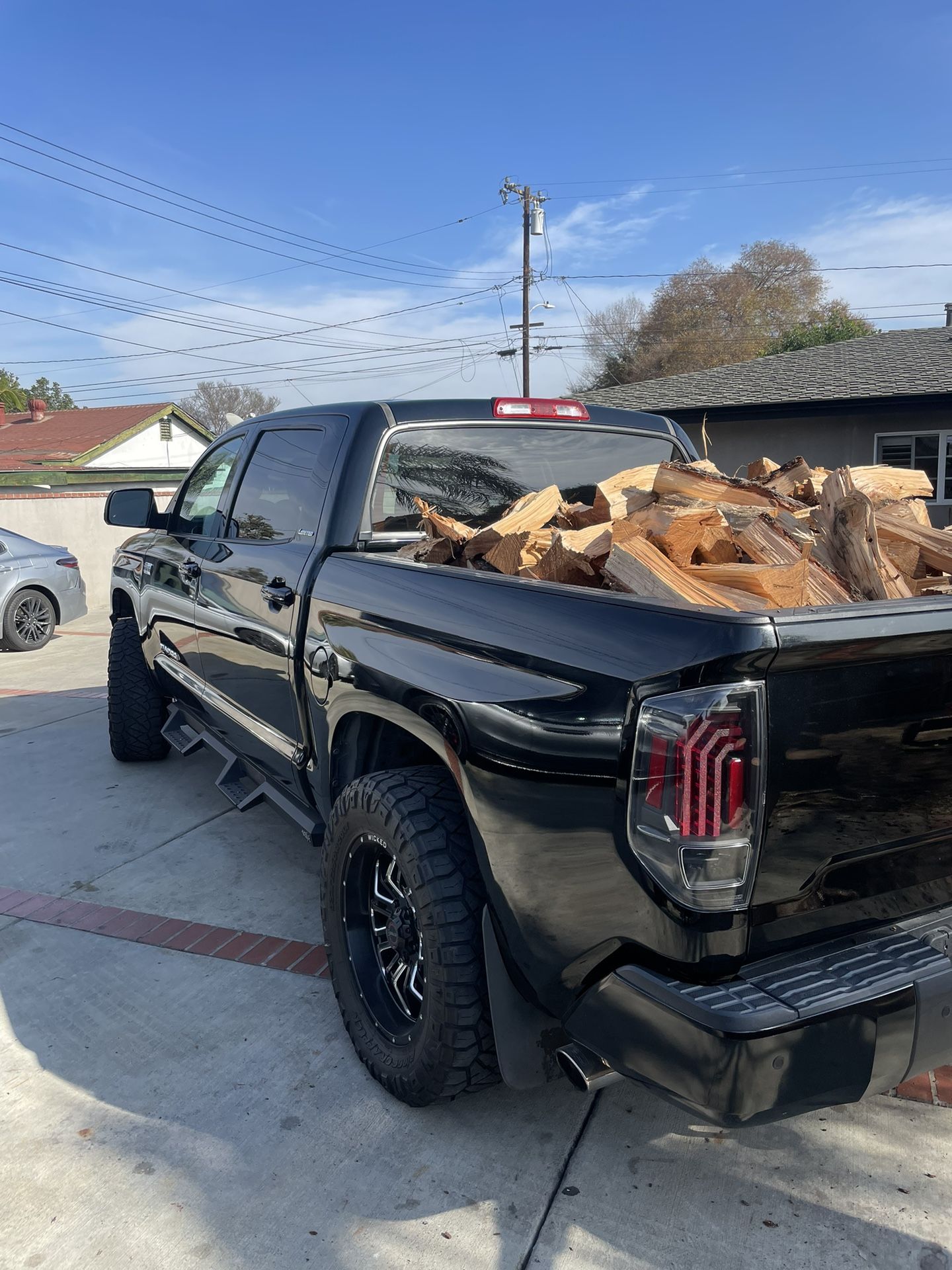 Firewood Premium 
