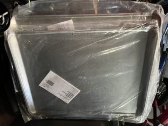 Pampered Chef Cookie Sheets (2)