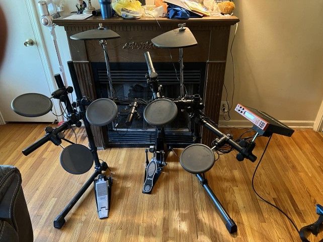 Yamaha DTXPRESS Drum Set