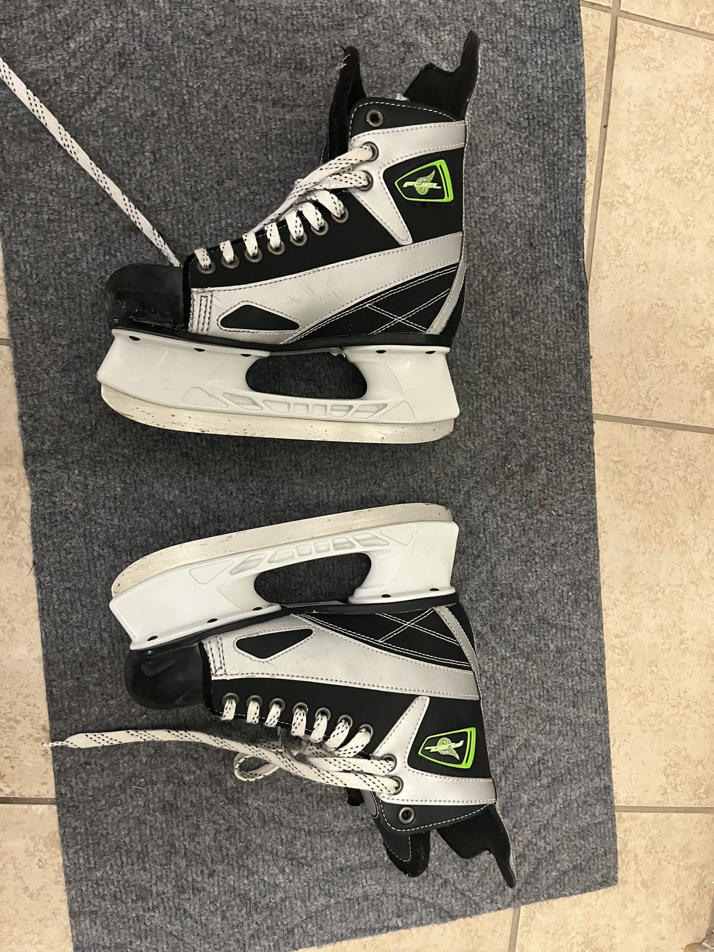 Ice Skating Shoes