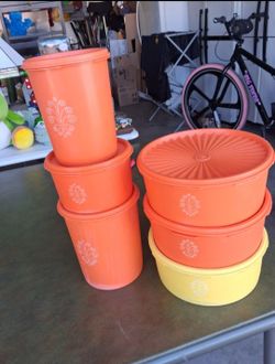 Vintage Tupperware Servalier Nesting Canisters & Bowls