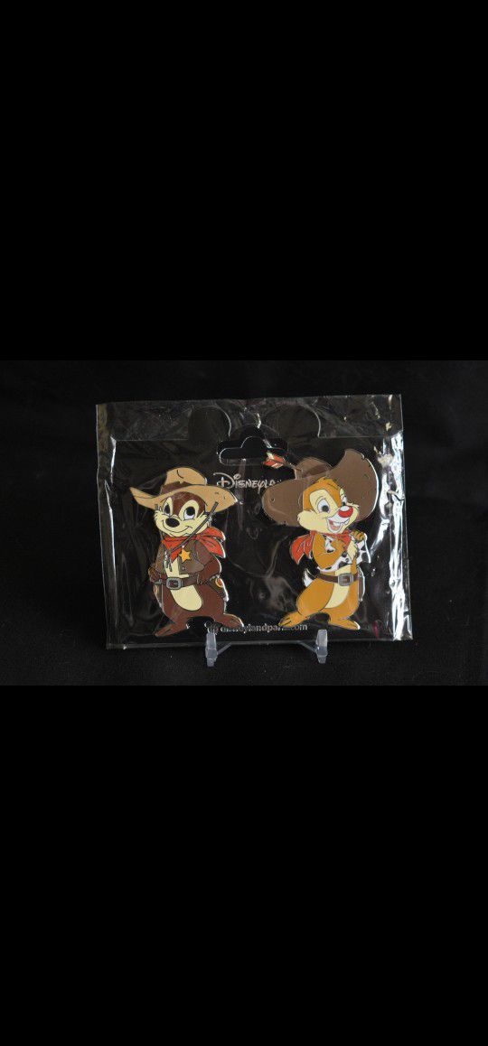 Disney Paris Chip & Dale Cowboys 2 Pin Set