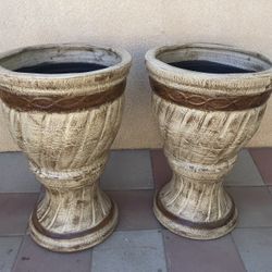 New Flower Pots Made Out Of Clay Size 30in H x 20in W 