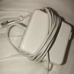 60W MagSafe Power Adapter with "L" style connector
