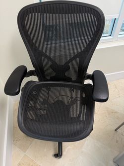 Herman Miller Aeron Ergonomic Office Chair