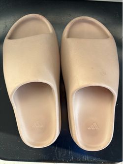Adidas Yeezy Slide - Pure