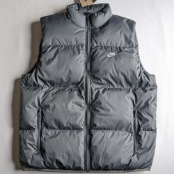 Nike Sportswear Club PrimaLoft Water Repellent Puffer Vest Men Size M FB7373-068