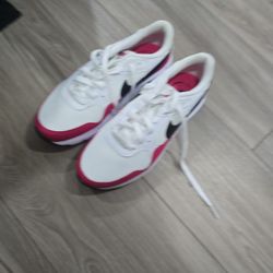 Womens Nike Air Max Size 8