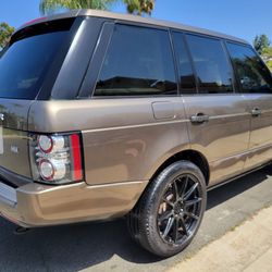 Land Rover Range Rover HSE, Clean Title, Smogged, Low Miles, 4X4, Navigation System, Luxury SUV, Runs And Drives Great 