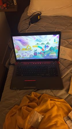 Toshiba Qosmio X775-Q7270 (17.3-Inch Screen) Laptop  