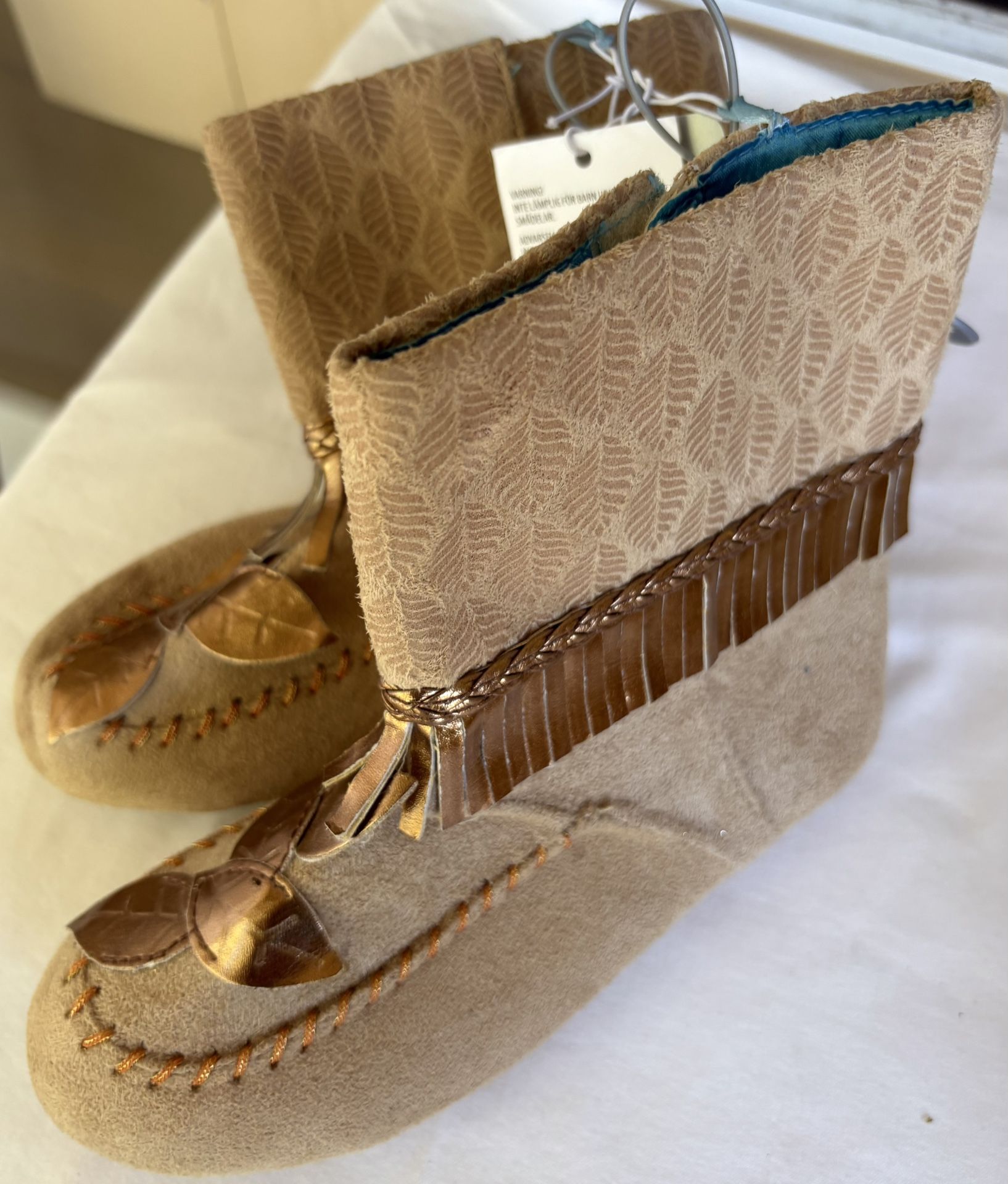 Tan and gold Disney faux suede boots #DisneyInspired #WinterBoots Halloween - Disney - New - Moccasin Boot - Pocahontas - Children Shoe Size 13/1