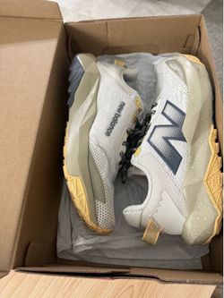 New balance shoes