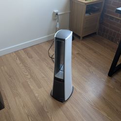 Lasko Tower Heater with remote