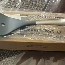 Espátula Ranadura Pequeña Color Gris 