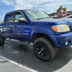 Toyota Tundra 2006 V8 