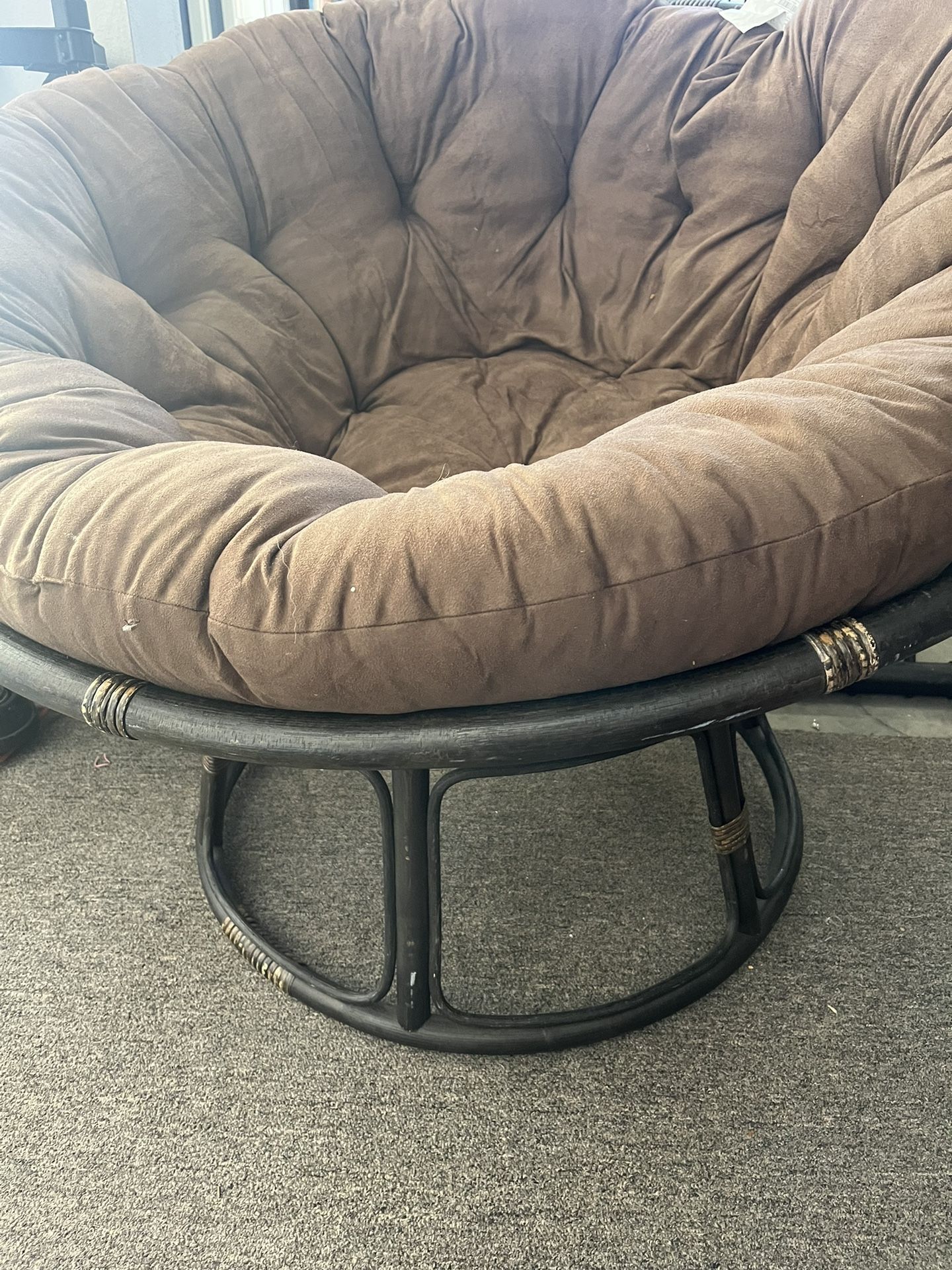 Pier One Papasan Chair excellent Condition for Sale in Mission