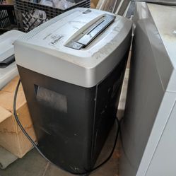 Paper Shredder 