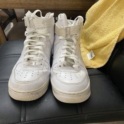 White Nike Air Force 1 Size 8½