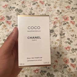 Coco Chanel Mademoiselle 