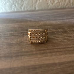 Gold ring 10k