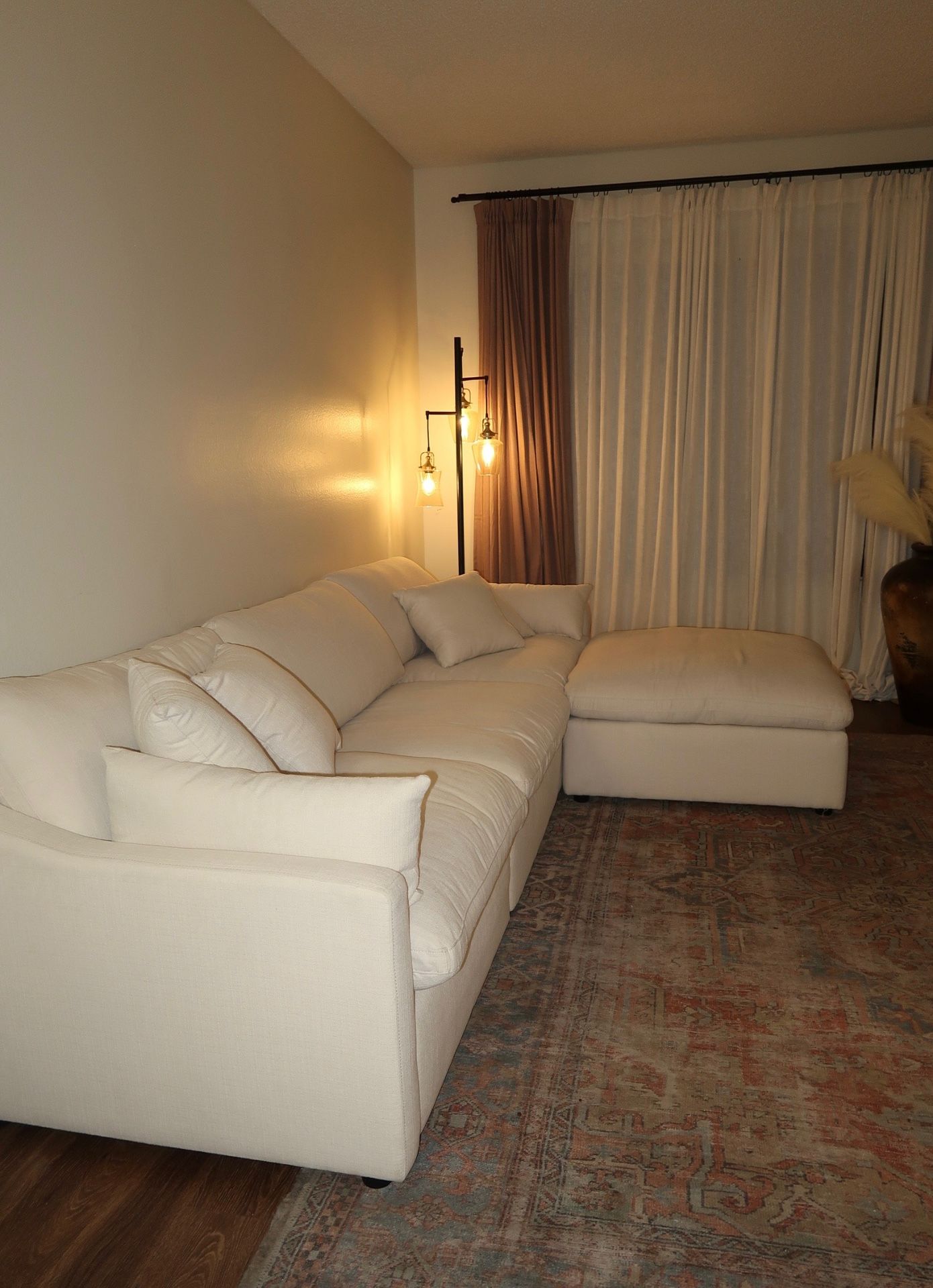 New 4 Piece Performance Fabric Cloud Modular Sectional. Beige Or Grey. 120x84x34H. Free Delivery!