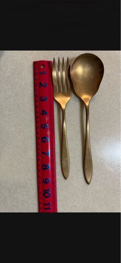 CA. GOLD COLORED SERVING SPOON & FORK