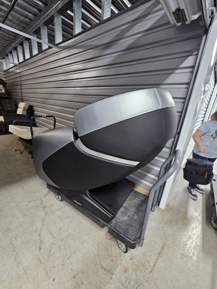 Grantex Shiatsu Full Body Massage Recliner