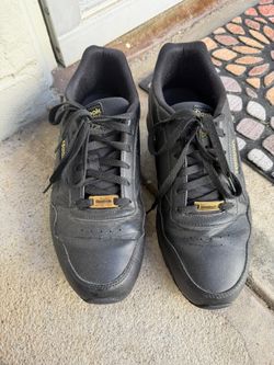 Reebok Size US10  