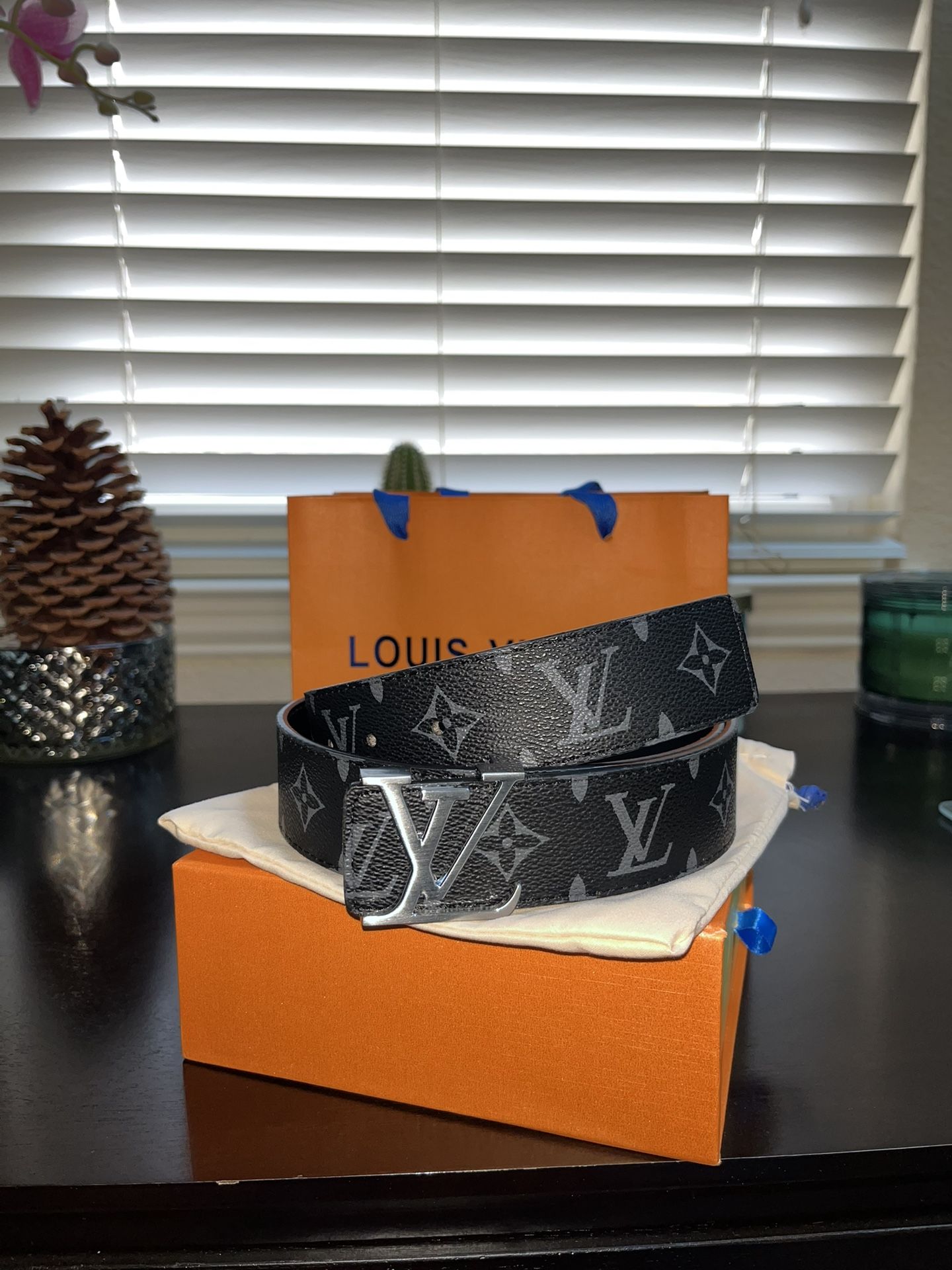Louis Vuitton Initiales 40MM Reversible Belt