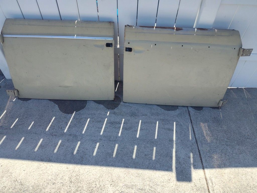 VW Convertible Doors